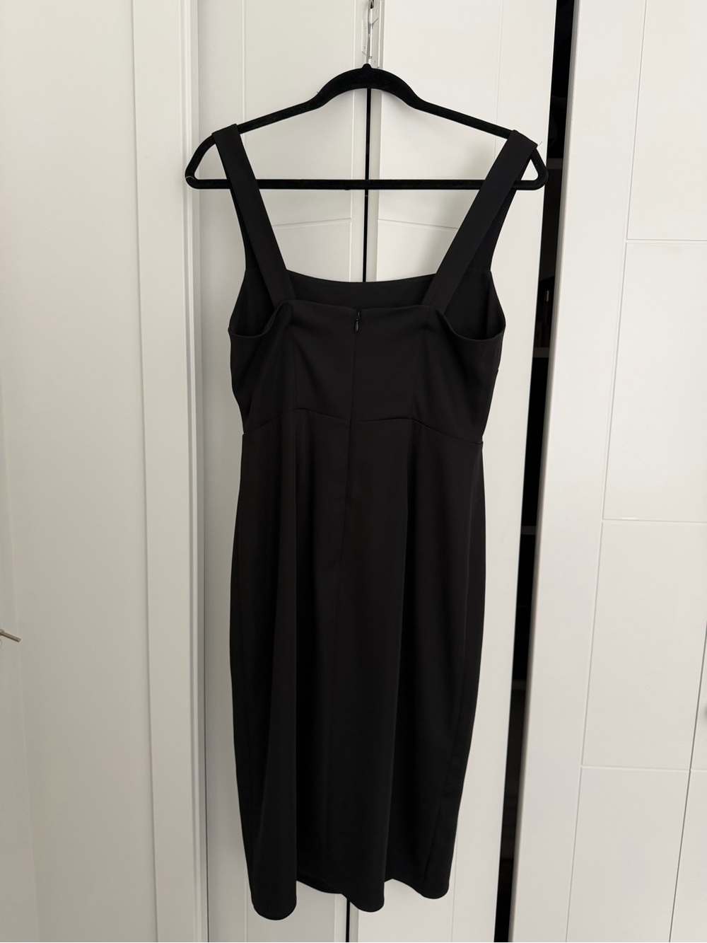 Aritzia Babaton ‘90s Slit Midi Dress - Picture 6 of 6